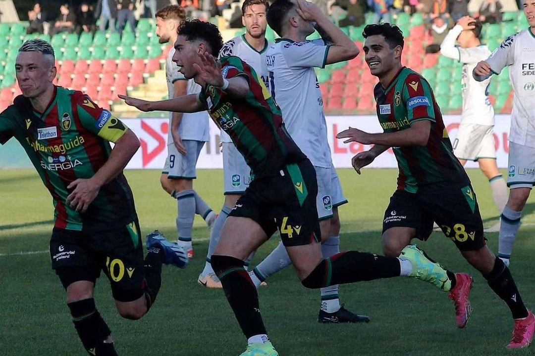 Lucchesi e Distefano