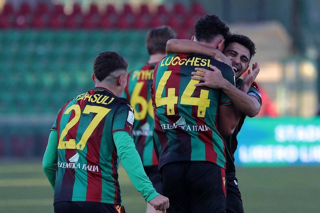 Lucchesi, Favasuli e Distefano