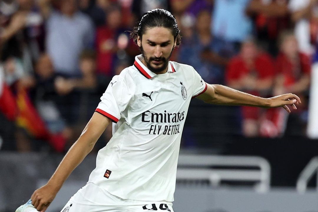 Yacine Adli - Milan