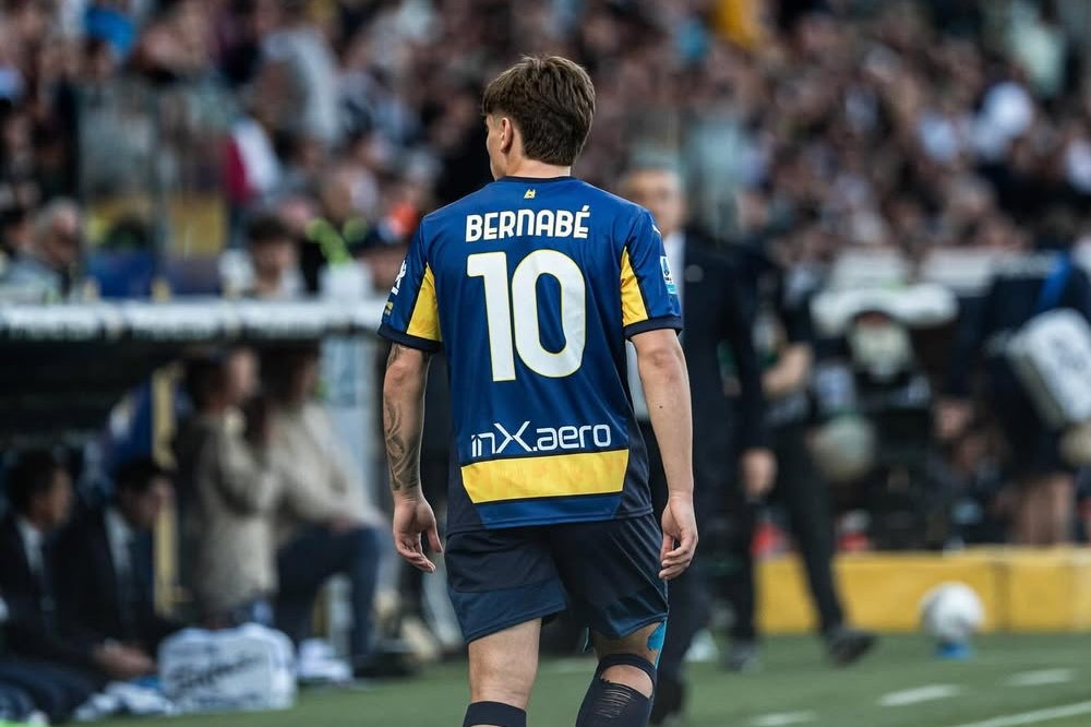 Adrian Bernabé - Parma