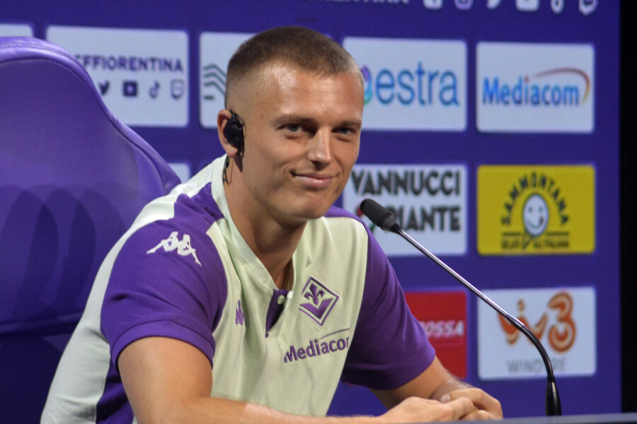 FIORENTINA 20-08-2024  PRESENTAZIONE DI GUDMUNDSSON.   GALASSI SLVANO/SILPRESS