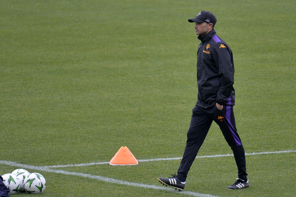 FIORENTINA -18-12-2024  RIFINITURA PER LA GARA CONTRO IL VITORIA GUIMARAES. RAFFAELE  PALLADINO GALASSI SLVANO/SILPRESS