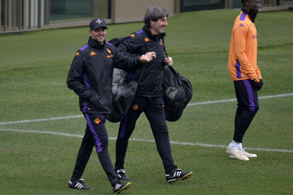 FIORENTINA -18-12-2024  RIFINITURA PER LA GARA CONTRO IL VITORIA GUIMARAES . RAFFAELE PALLADINO E CITTERIO GALASSI SLVANO/SILPRESS